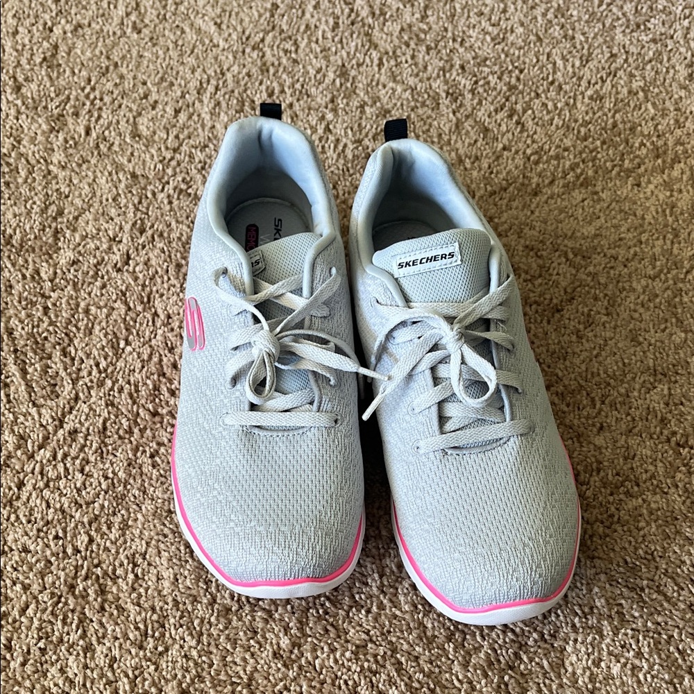 Skechers Women's Gray and Pink Athletic Sneakers